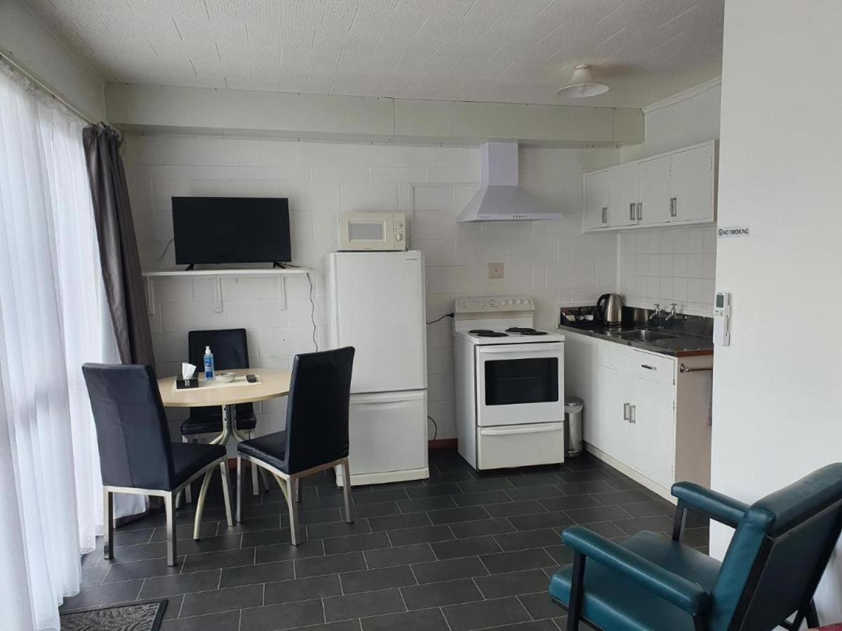 Brooklyne Motel Sanson 外观 照片
