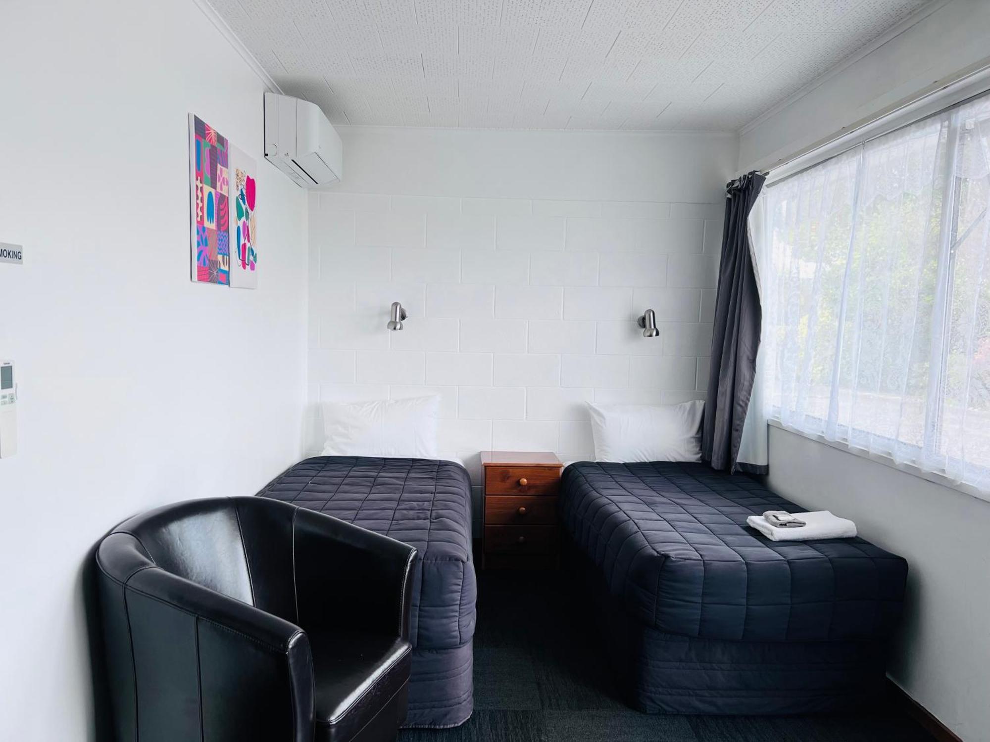 Brooklyne Motel Sanson 外观 照片