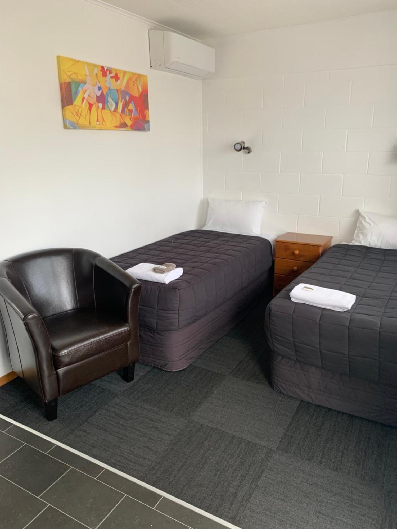 Brooklyne Motel Sanson 外观 照片
